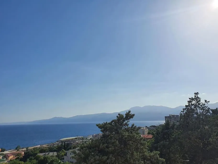3-Bedroom Apartment In Rijeka, Near City Center