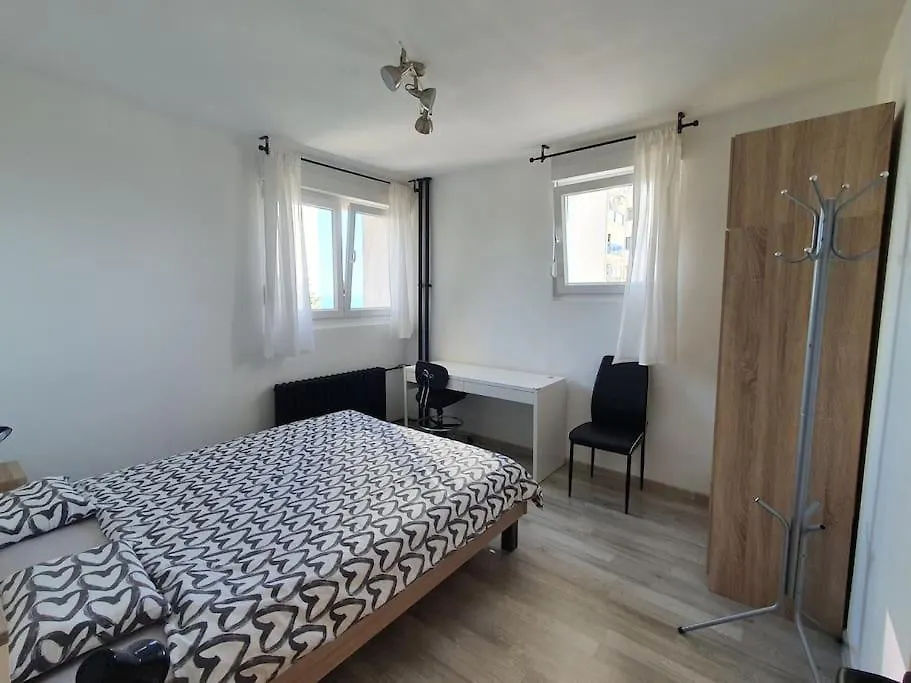 3-Bedroom Apartment In Rijeka, Near City Center Rijeka