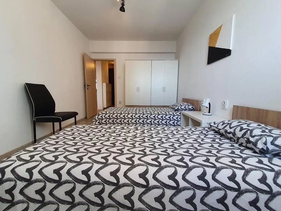 3-Bedroom Apartment In Rijeka, Near City Center